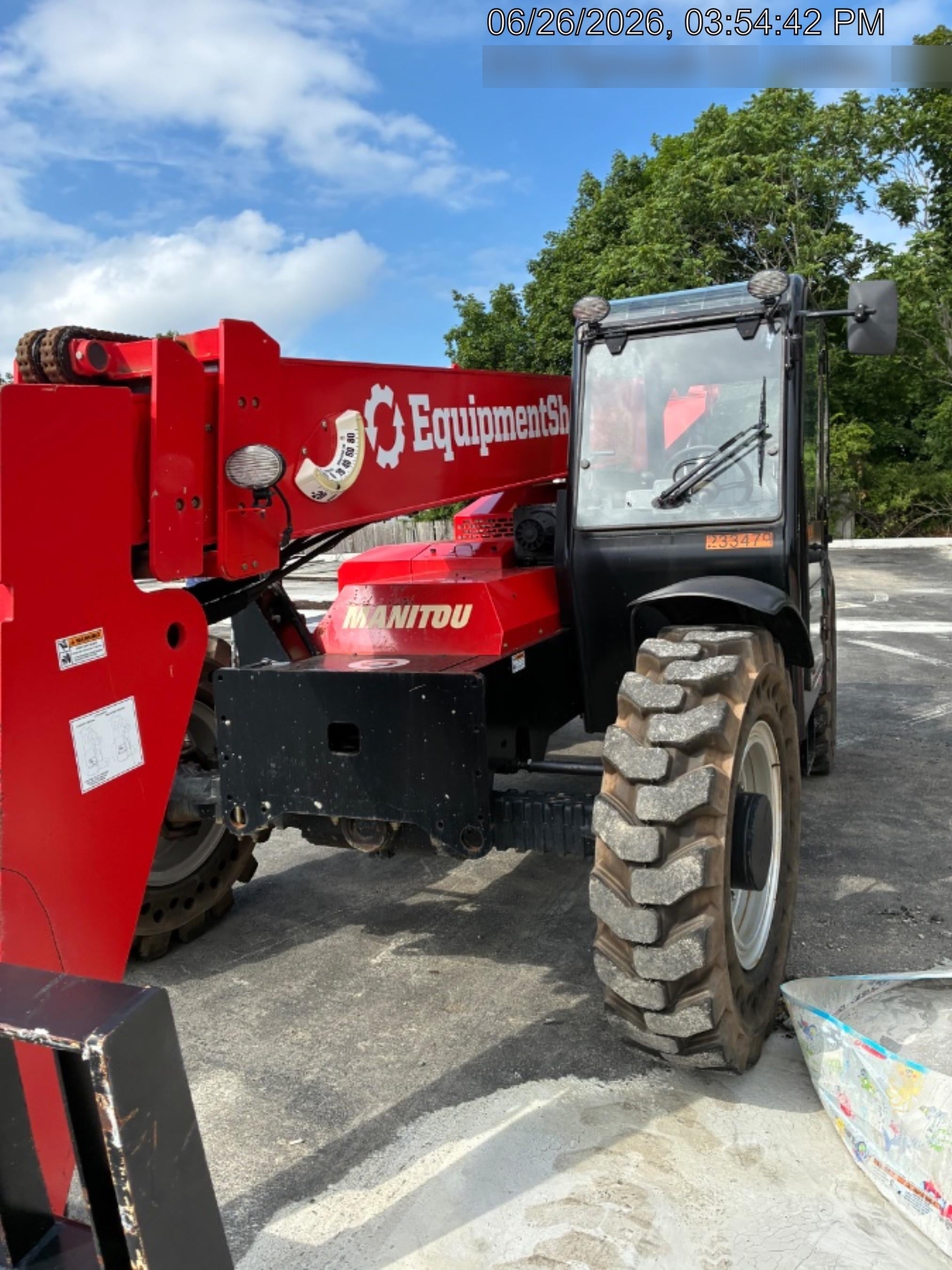 2022 MANITOU MTA8044