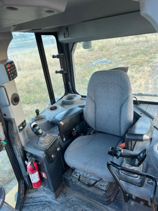 2020 JOHN DEERE 700L