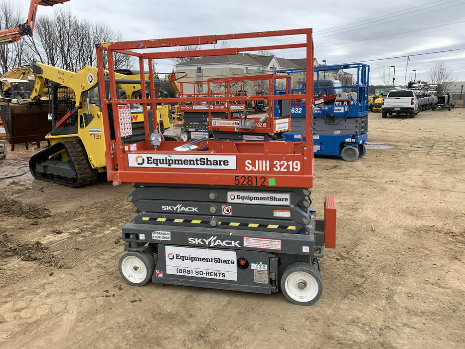 2019 Skyjack SJIII-3219 Standard Options, Trojan Batteries