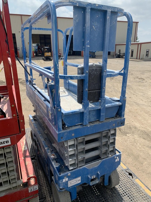 2019 Genie GS-1930 Fixed Rails with Chain Entry