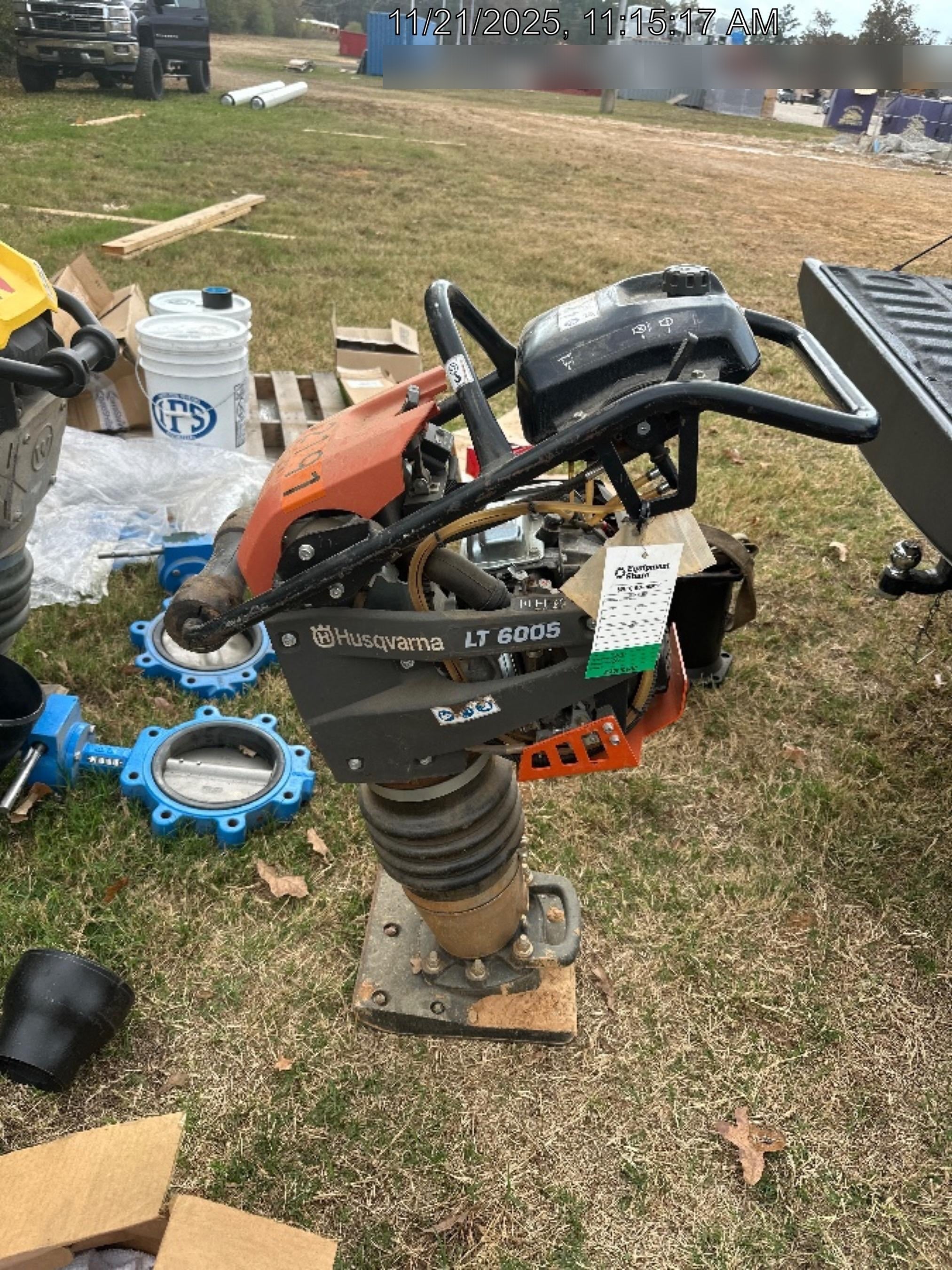 2025 HUSQVARNA LT6005