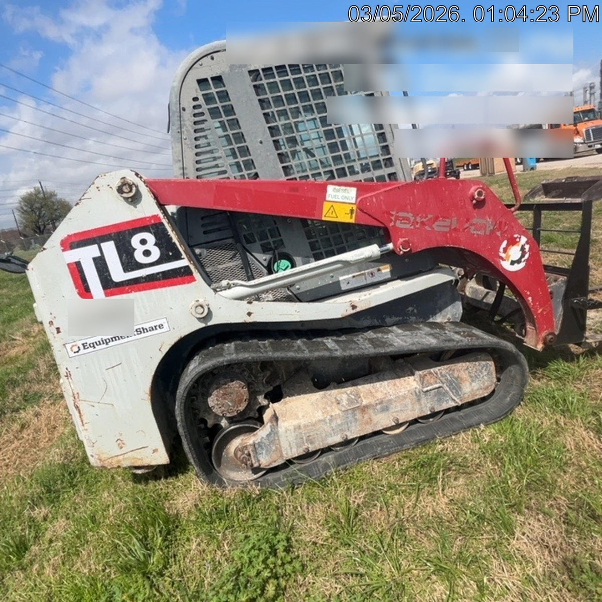 2019 Takeuchi TL8 Cab, Heat/AC, Defroster, 15" Wide Rubber Tracks, Back-up Alarm, Front & Rear Working Lights, Auxiliary Hydraulics, Two-Speed Travel, Electronic Monitoring System, Hydraulic Universal Quick Hitch 76" HD Dirt Bucket with 8 Teeth, 20.3 cubic feet Capacity