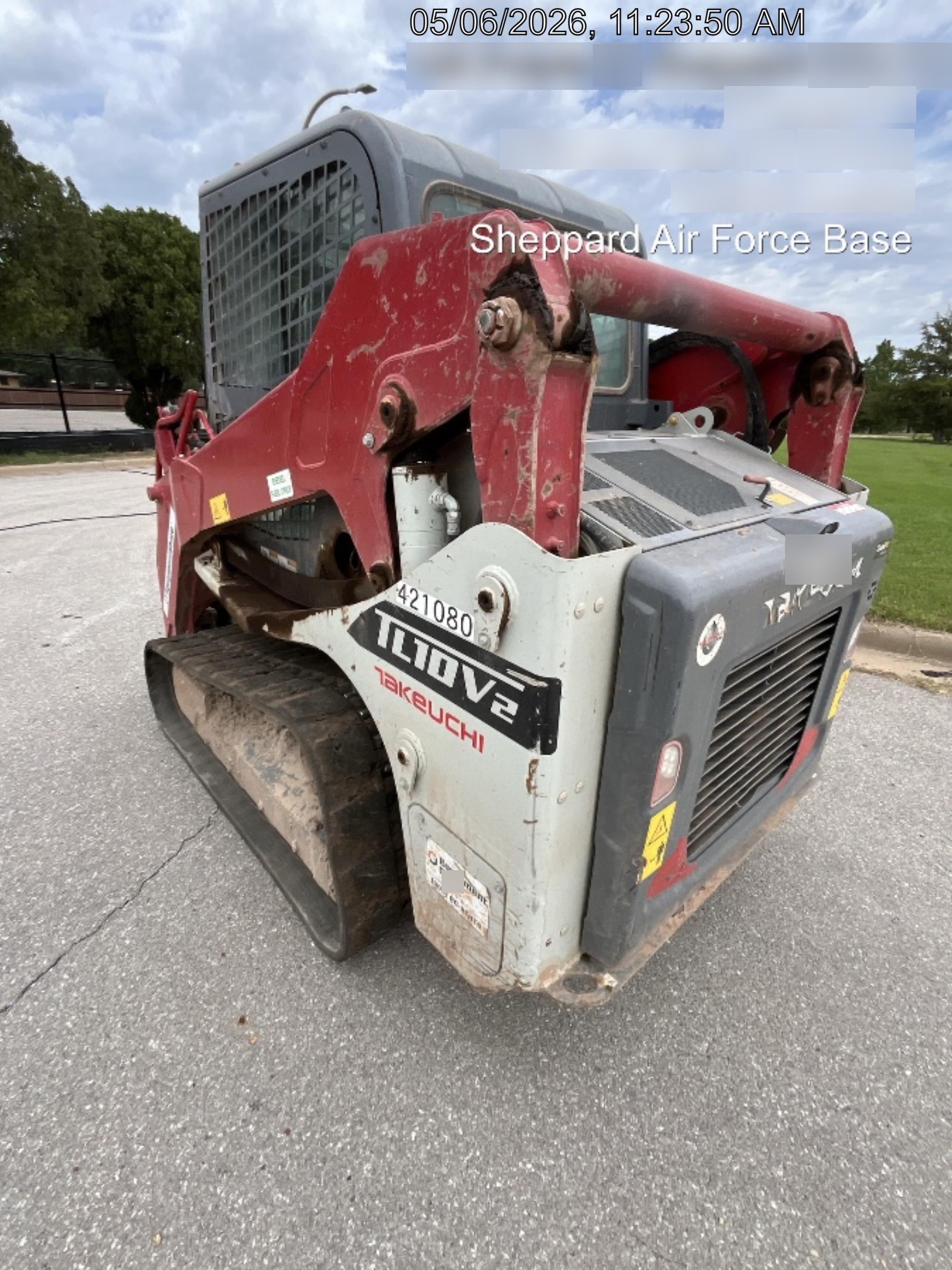 2024 TAKEUCHI TL10V2-CR
