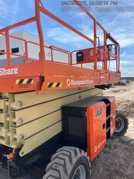 2022 JLG RT4394