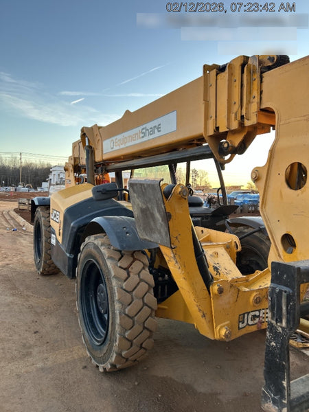 2019 JCB 510-56 Open ROPS, 74 HP, Solid Tires, Worklights, Beacon, Aux Hydraulics, Lifting Eye w/72" Carriage/60" Forks