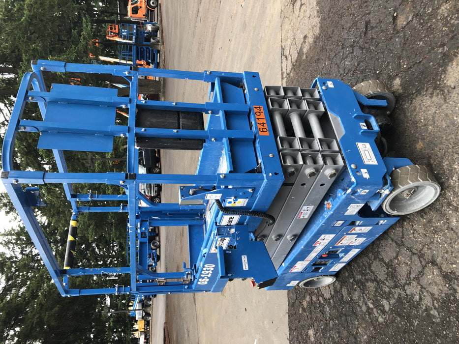 2020 Genie GS-1930 Solid Non Marking Tires, Beacon, Folding rails with half height swing gate, 800W Inverter