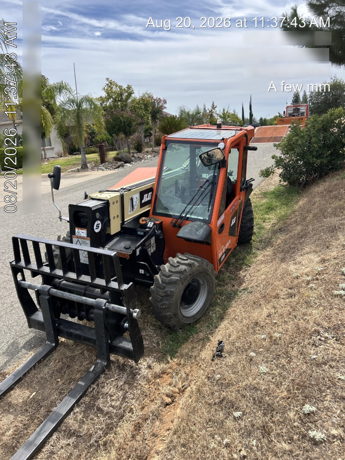 2025 JLG 519
