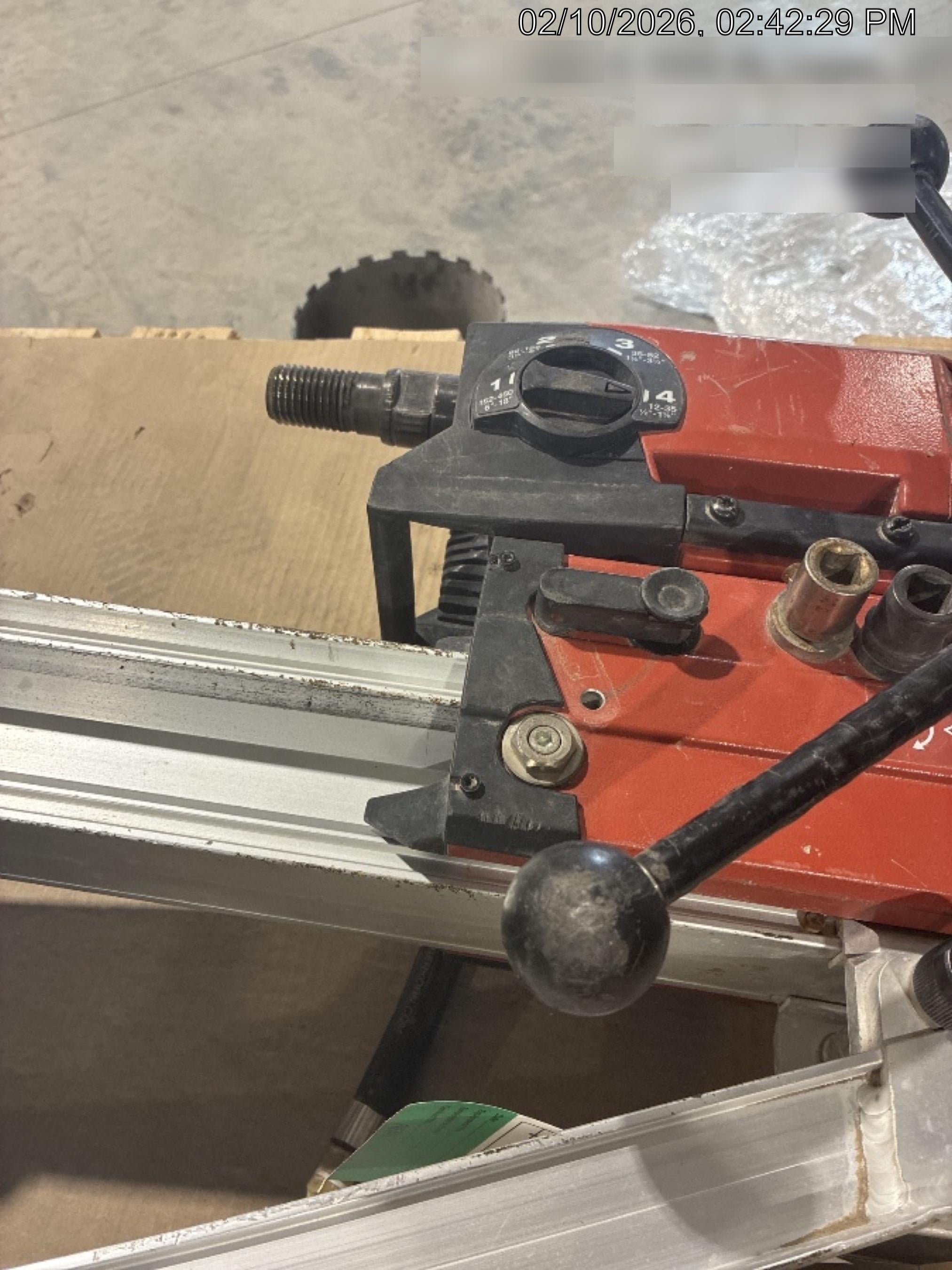 2020 HILTI DD250E