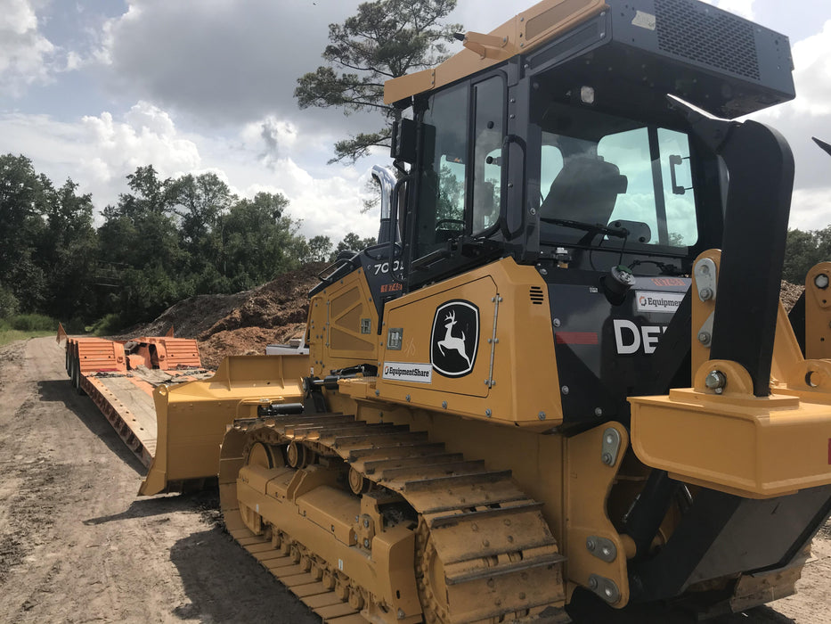 2020 JOHN DEERE 700L