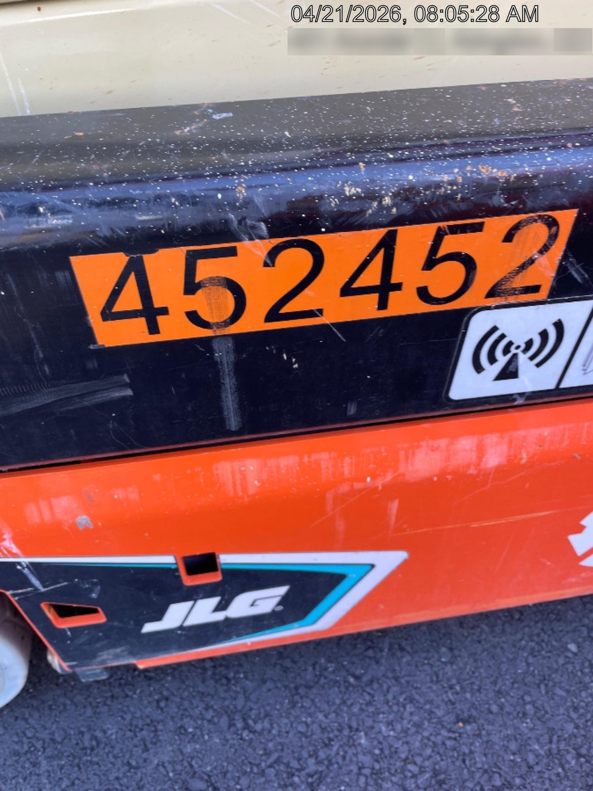 2024 JLG ES1932