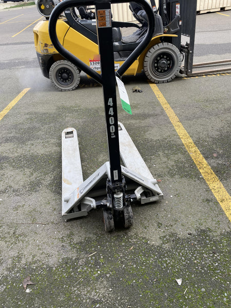 2021 STRONGWAY 4400 lb Pallet Jack