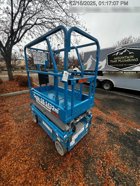 2022 GENIE GS-1432