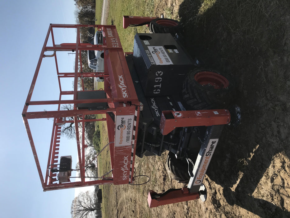 2017 SKYJACK SJ6832 RT