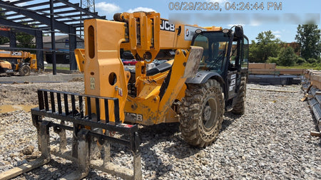 2021 JCB 510-56