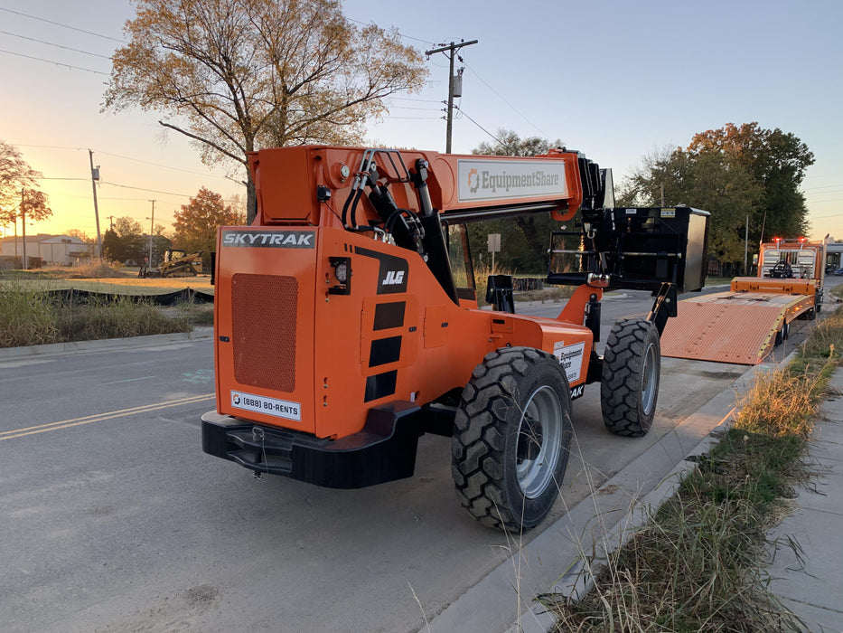 2020 Skytrak 12054 74Hp, Cab/Heat/Air, FF Tires, Work Lights, Beacon, Aux Hydraulics, Back up Alarm, Lifting Eye, ES Decals