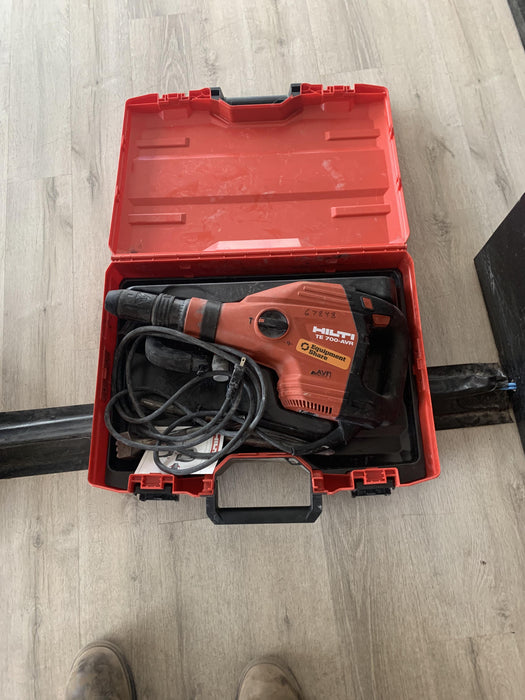 2020 HILTI TE 700-AVR