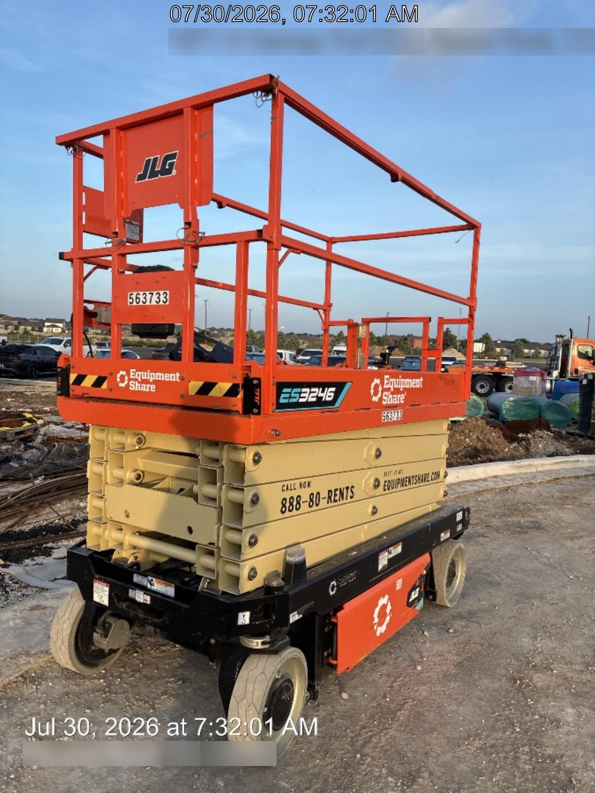 2025 JLG ES3246
