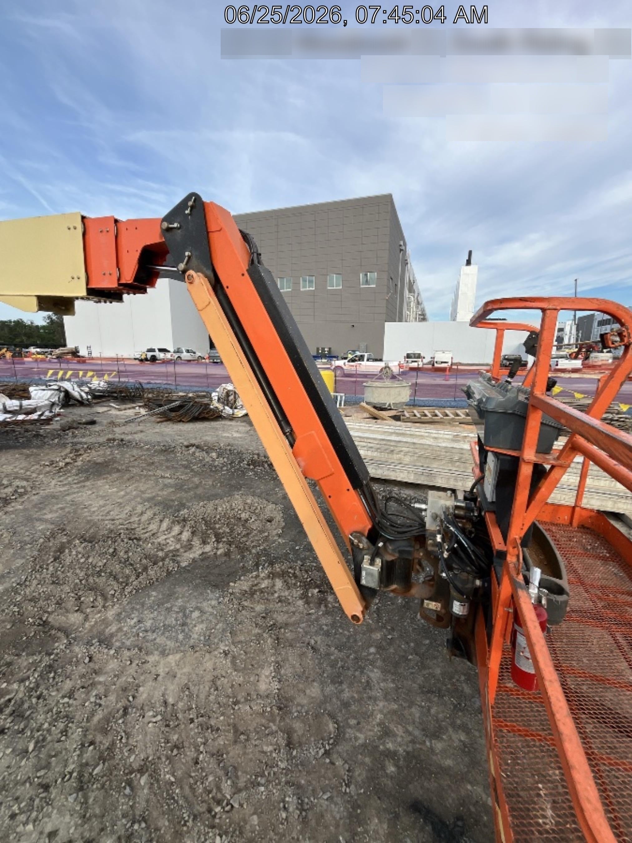 2022 JLG 860SJ