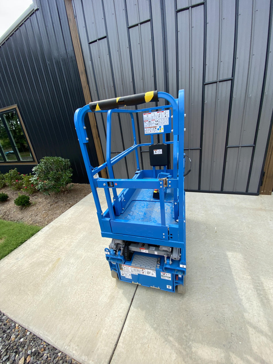 2023 GENIE GS-1432