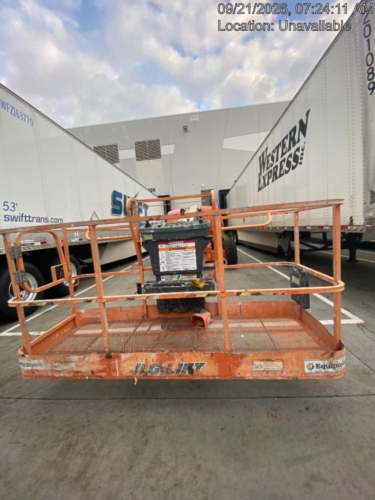 2021 JLG 600S