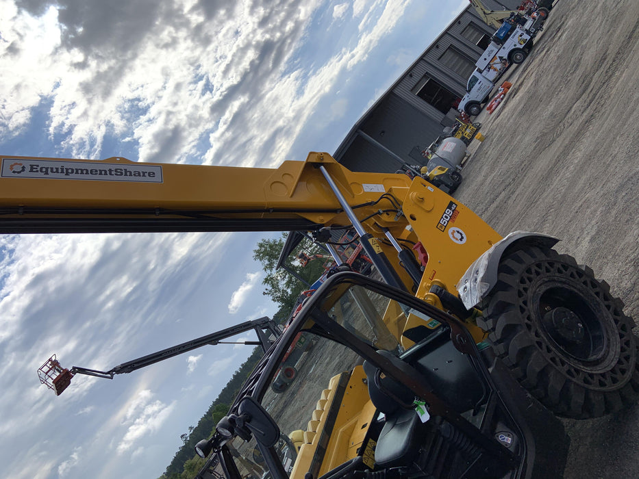 2020 JCB 509-42 Canopy, Solid Tires, Work Lights, Beacon, Aux Hydraulics, Back up Alarm, Lifting Eye, ES Decals