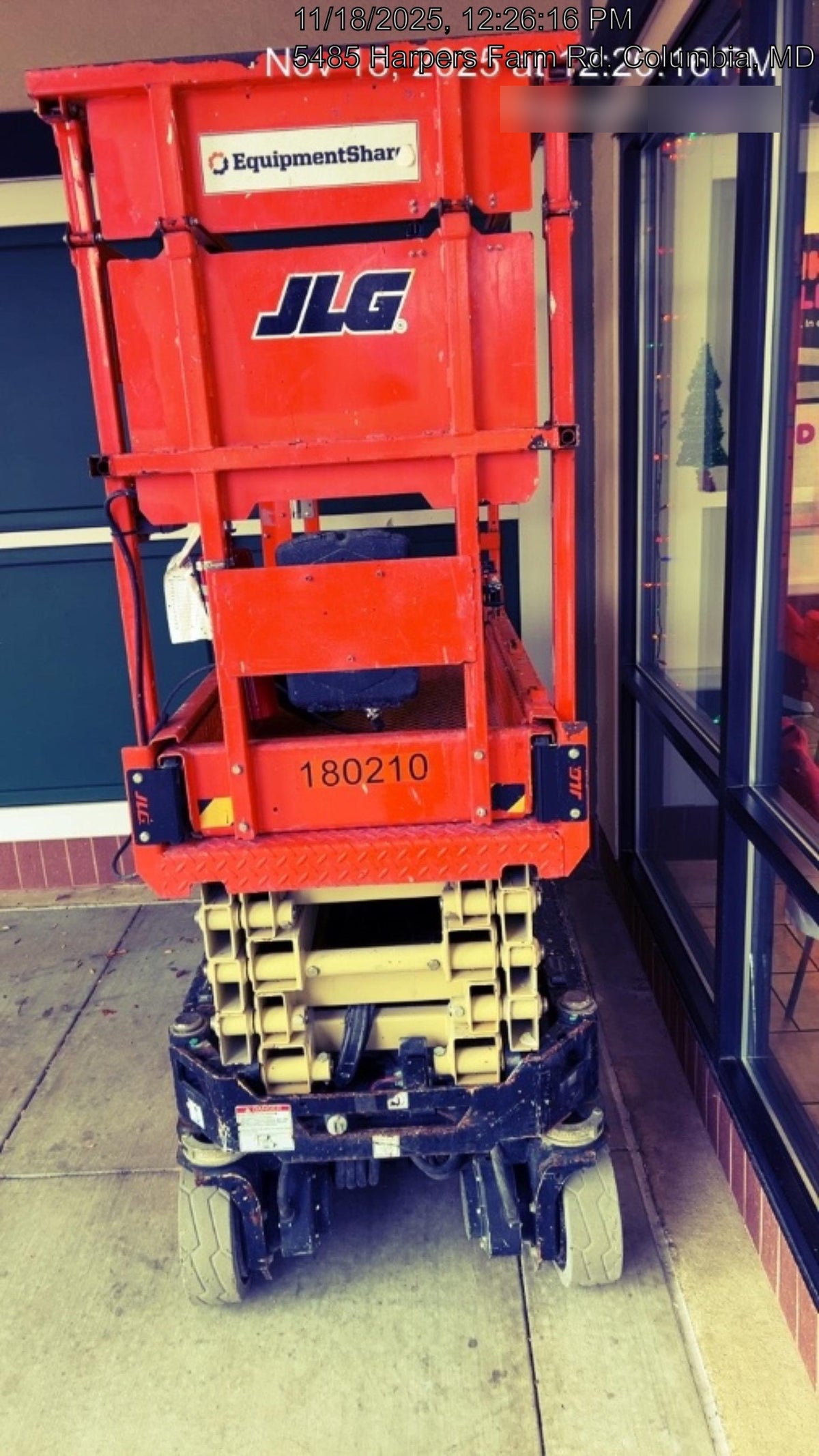2021 JLG ES1932