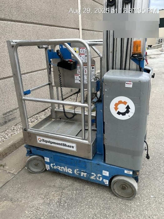 2011 GENIE GR-20