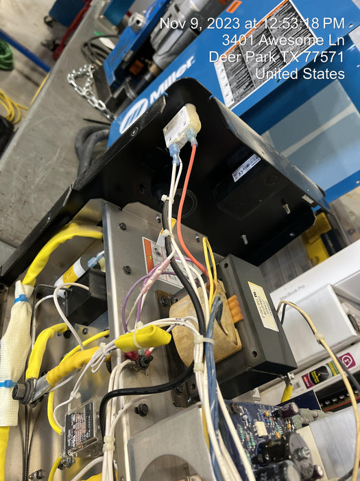 2021 MILLER ELECTRIC XMT 350