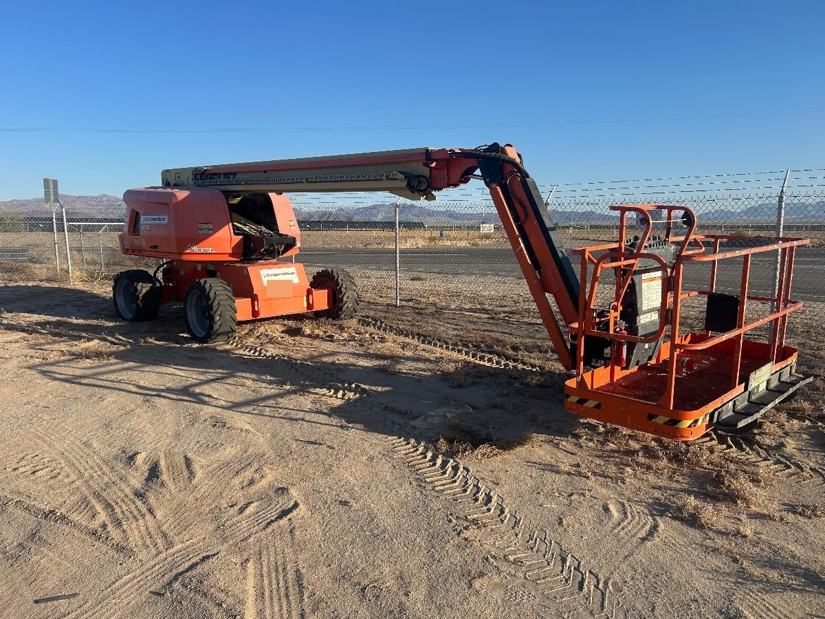 2021 JLG 660SJ