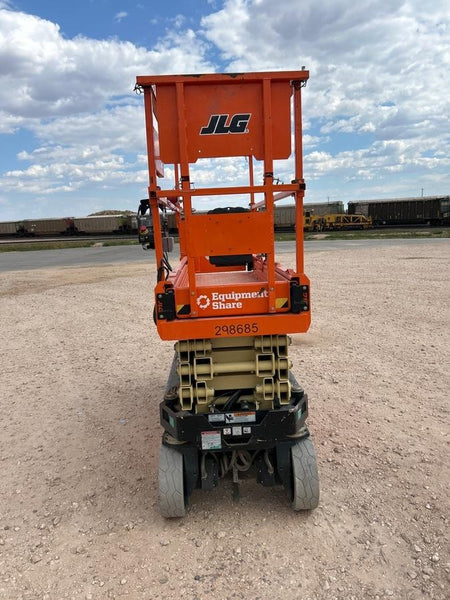 2023 JLG ES2632