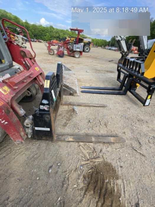 2022 BLUE DIAMOND 114050