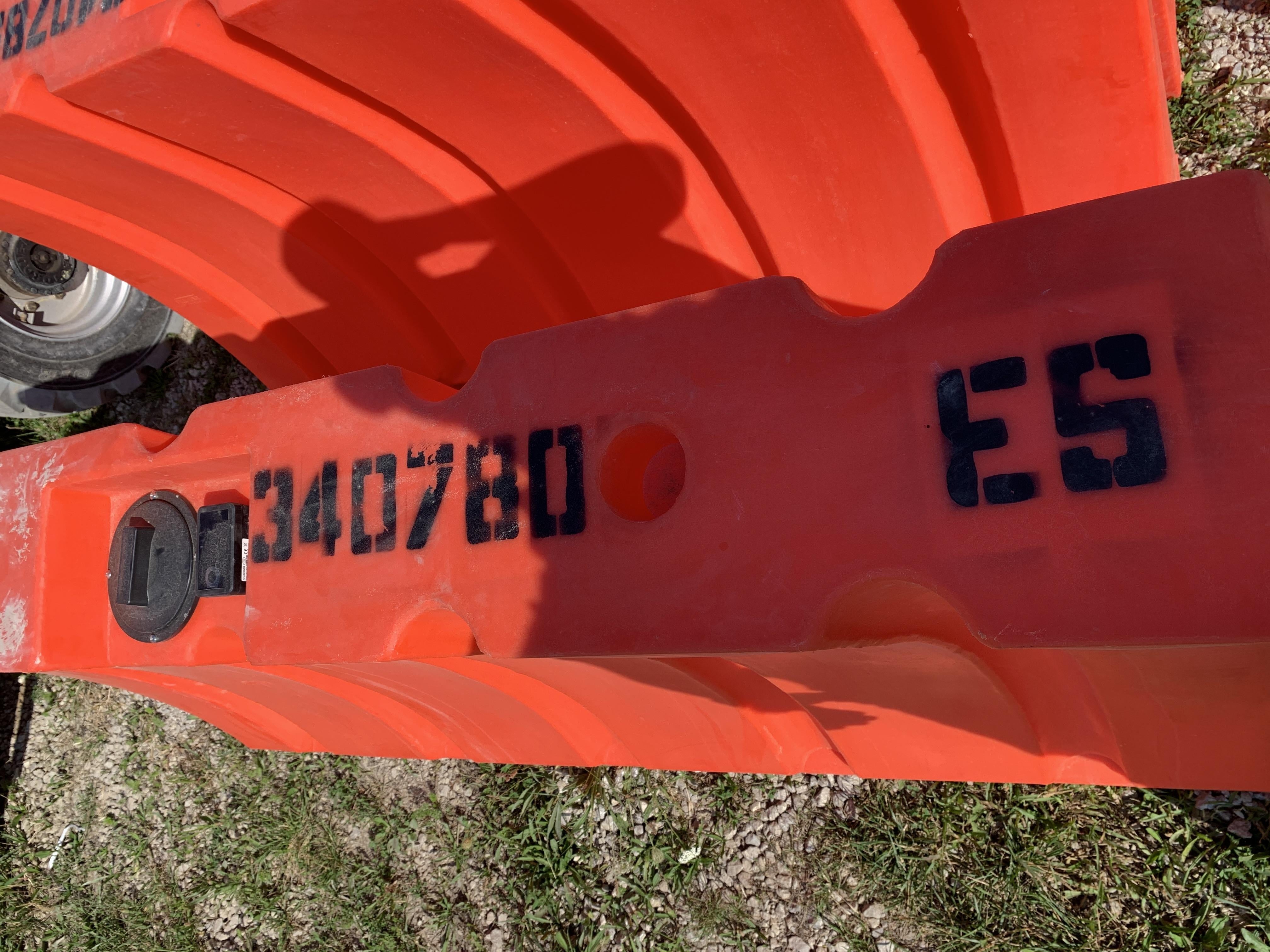 2023 HOUSTON BARRICADE WFB42