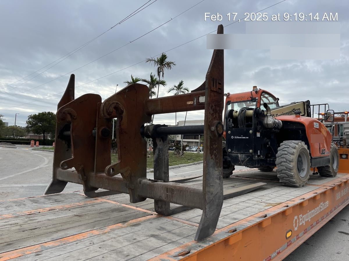 2014 WERK-BRAU 96" Loader Fork Carriage - Werk-Brau