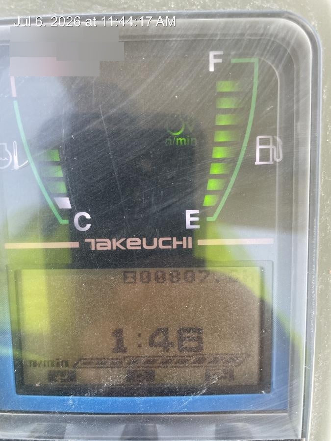 2021 TAKEUCHI TB235-2R