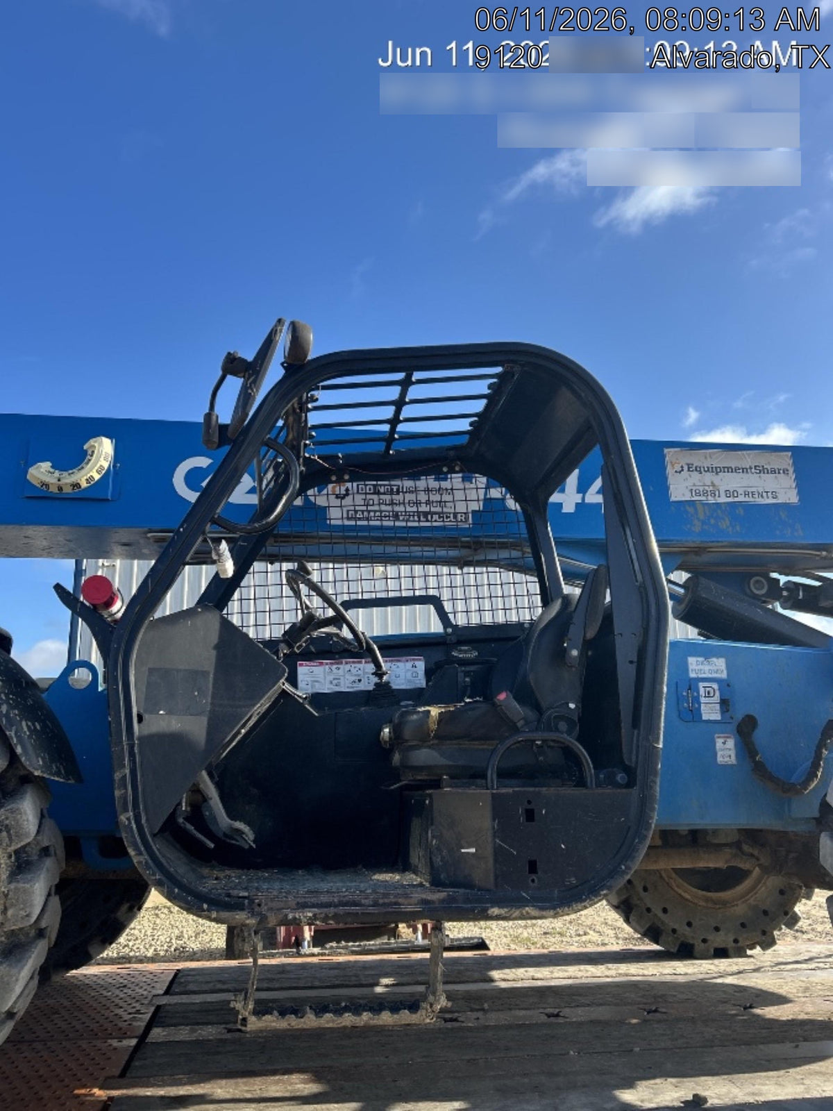2017 GENIE GTH-844
