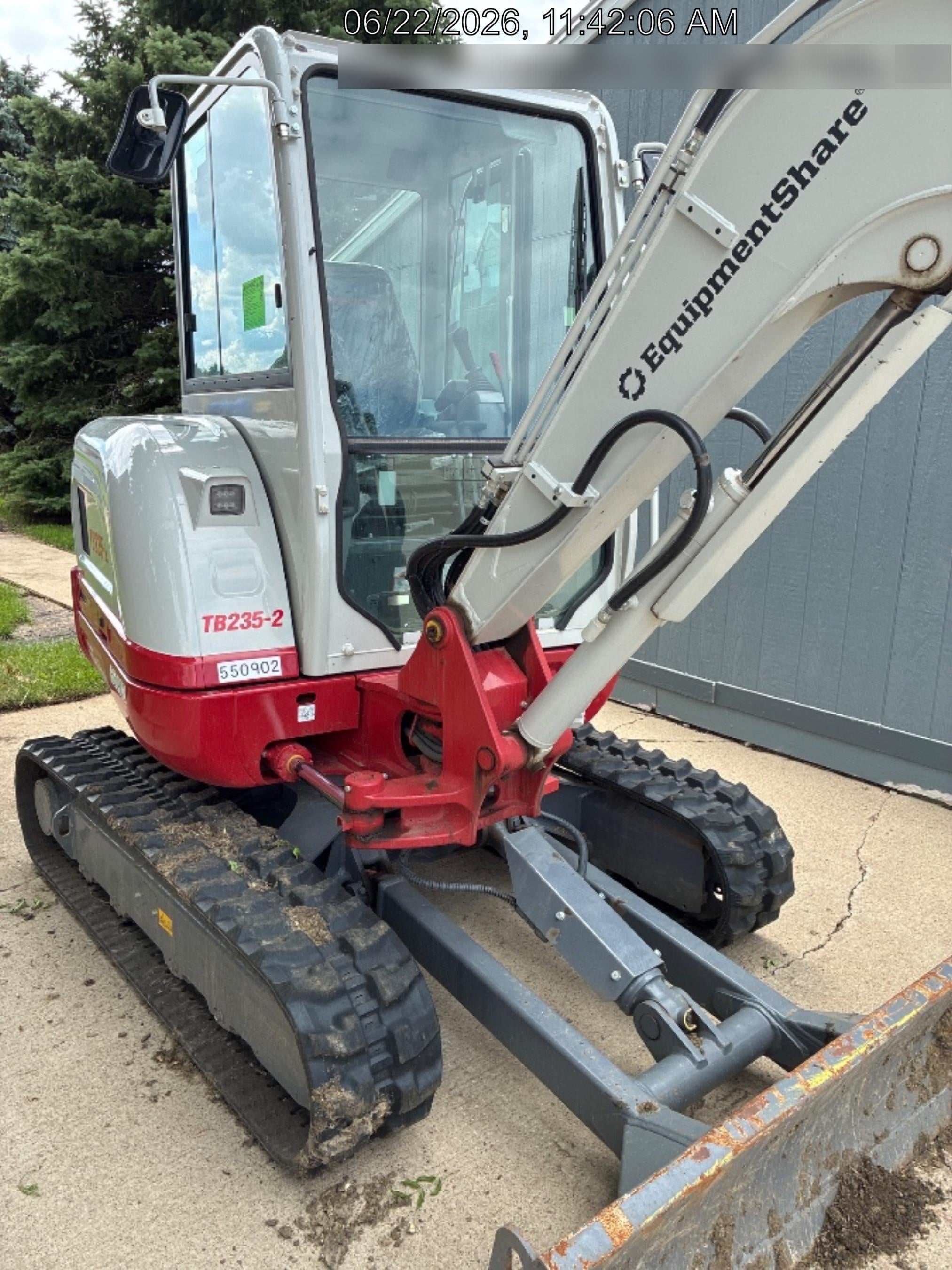 2025 TAKEUCHI TB235-2CR