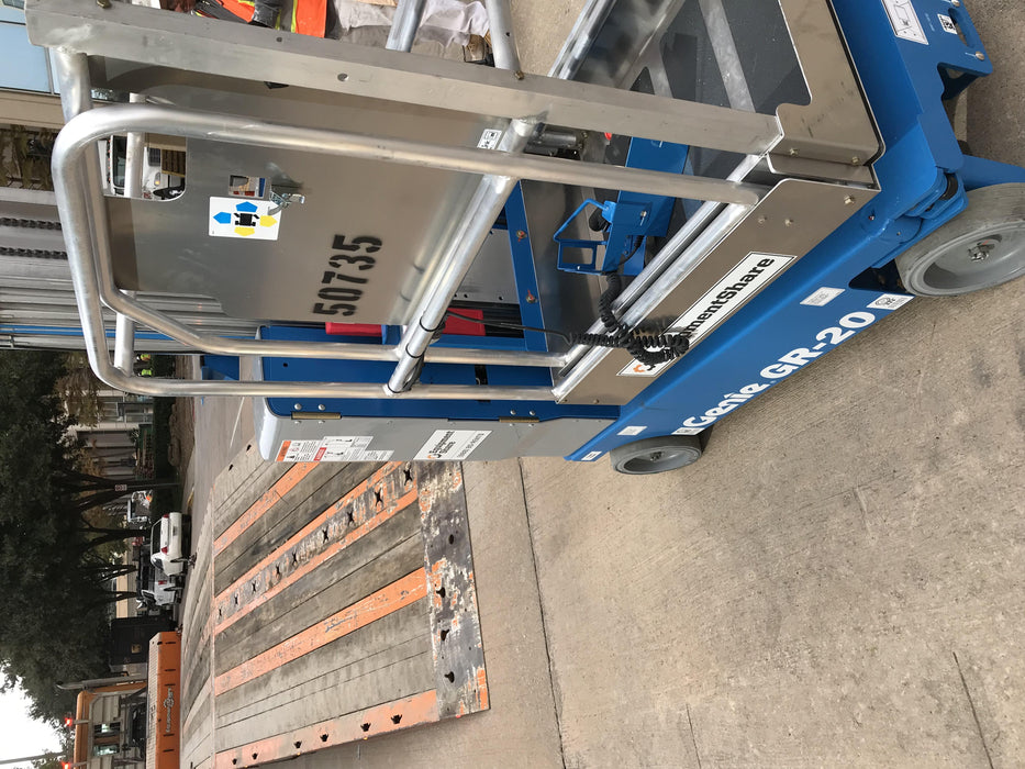 2019 GENIE GR-20