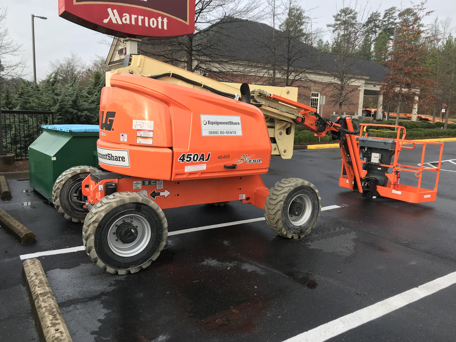 2019 JLG 450AJ