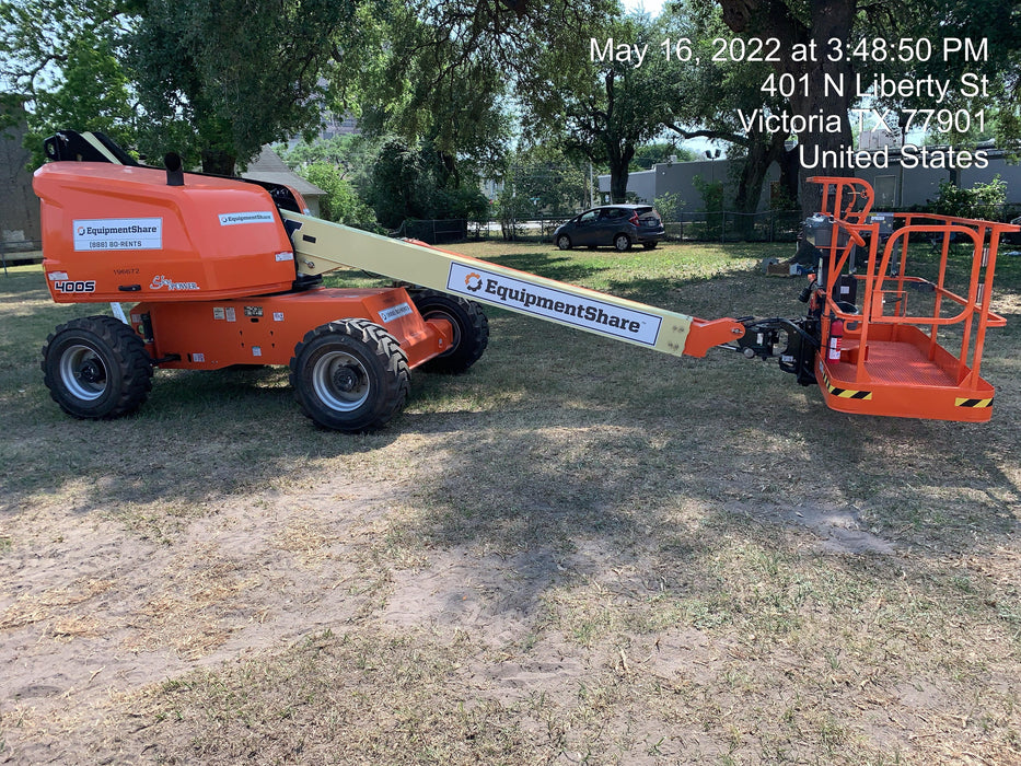 2021 JLG 400S