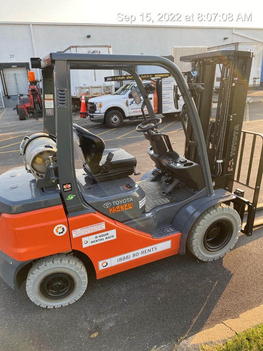 2022 TOYOTA 50-8FGU25