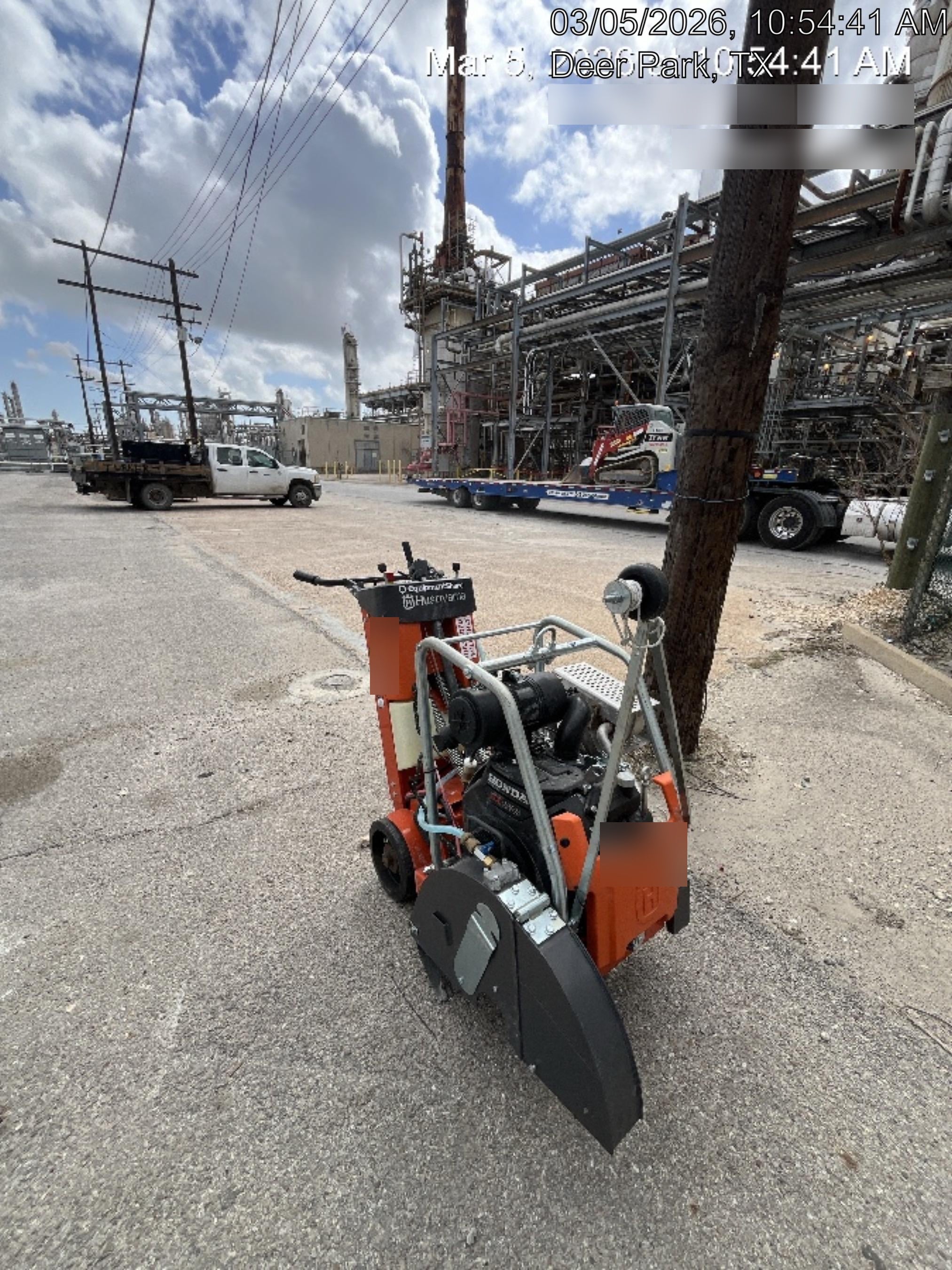 2025 HUSQVARNA FS520