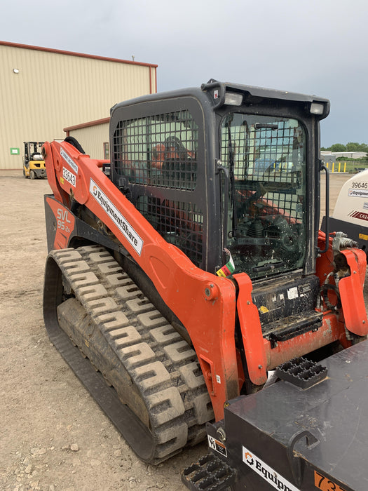 2019 Kubota SVL95-2S Cab/Heat/Air, Standard Tracks, Standard Flow, Hydraulic QC 80" HD w/ Smooth Cutting Edge