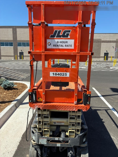 2021 JLG ES1932
