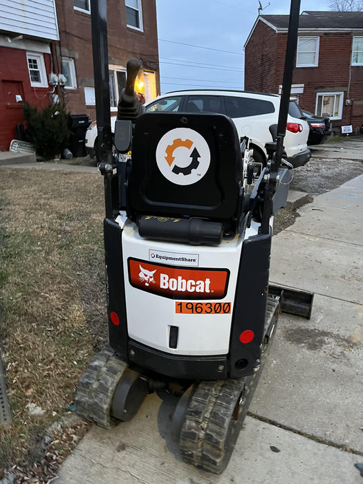 2022 BOBCAT E10