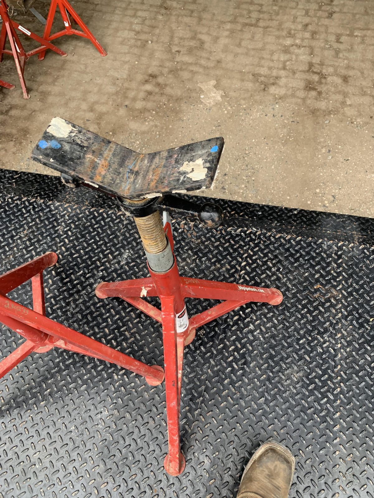 2022 B&B PIPE 4100E