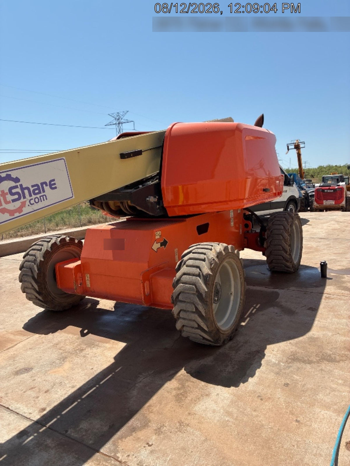 2019 JLG 660SJ