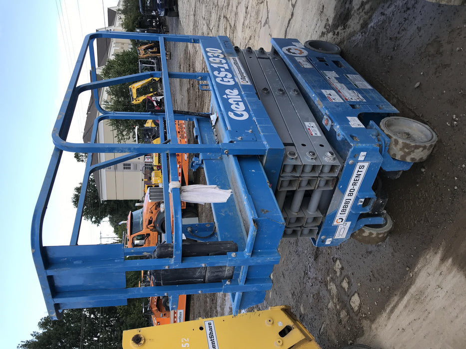 2018 Genie GS-1930 Genie GS-1930 w/Fixed Rail, Chain Entry