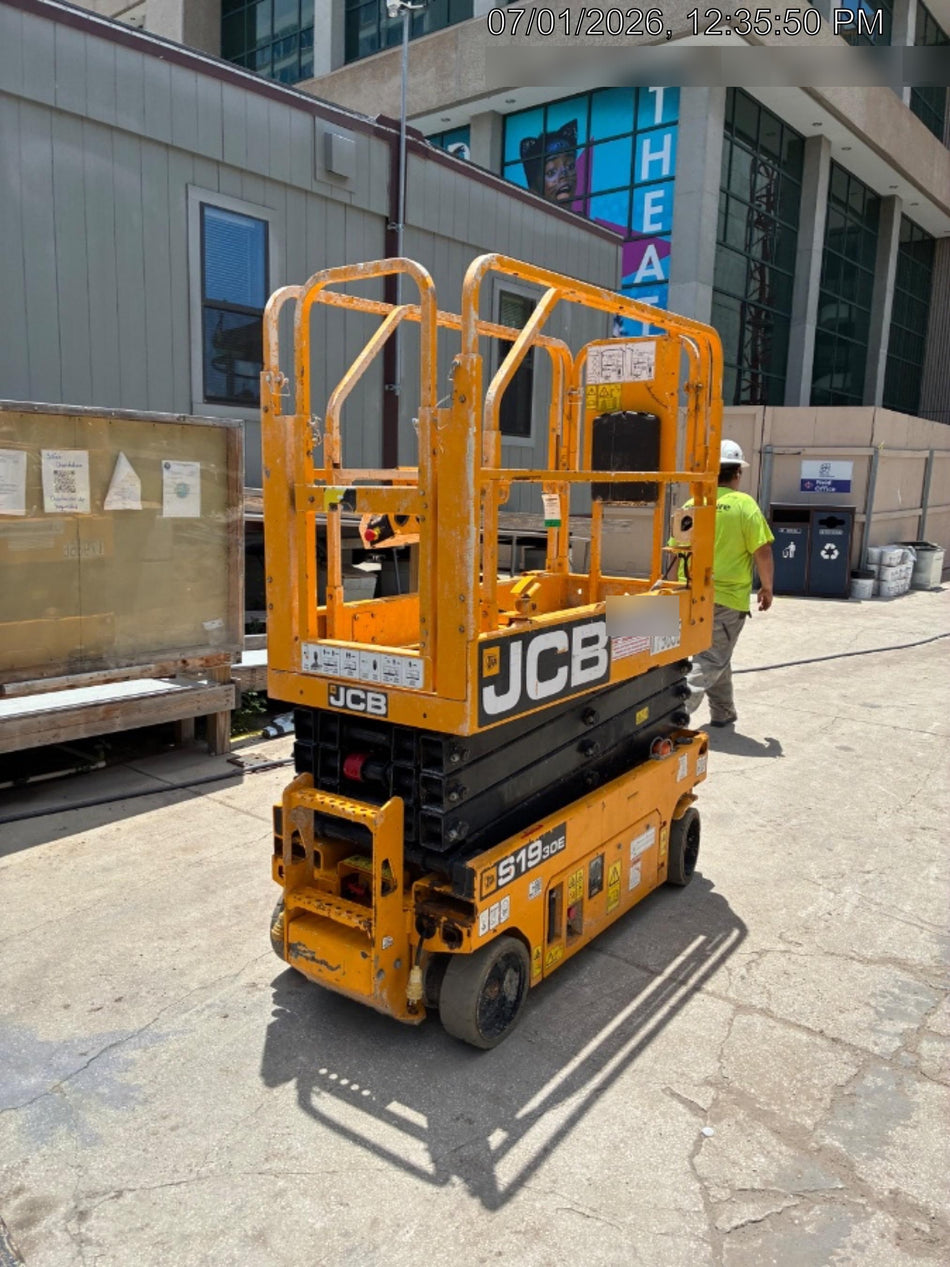 2021 JCB S1930E