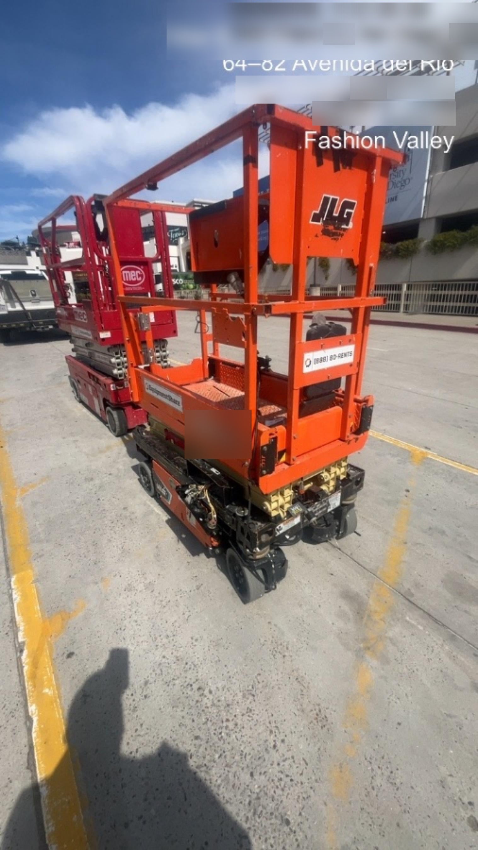 2021 JLG ES1330L
