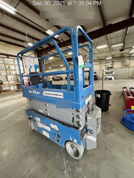 2020 Genie GS-1930 Solid Non Marking Tires, Beacon, Folding rails with half height swing gate
